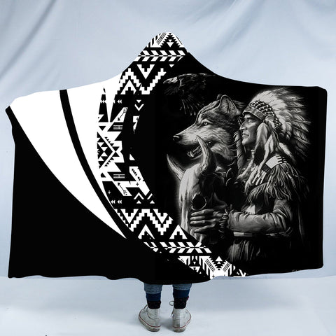 Powwow StoreHDB00160 Pattern Native American Design Hooded Blanket