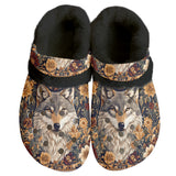 GB-NAT00915 Wolf Pattern Native American Classic Clogs with Fleece Shoes