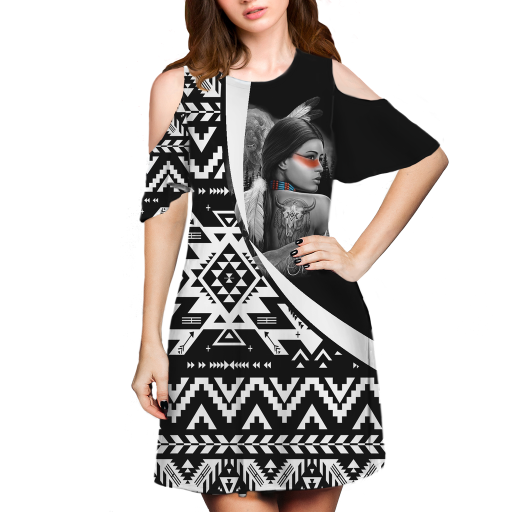 Powwow StoreCSDR0015 Pattern Native Cold Shoulder Dress With A Round Neckline