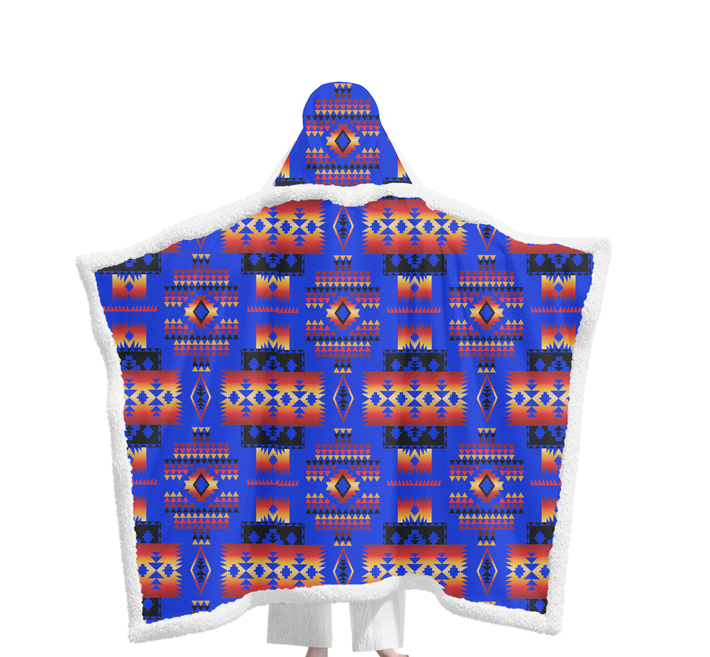 GB-NAT00046-06 Pattern Native Wearable Hooded Blanket