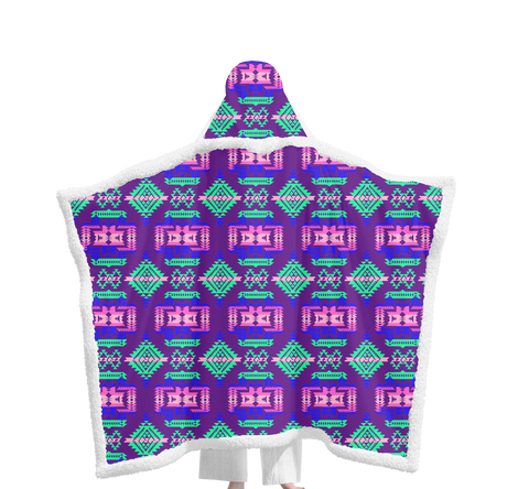 GB-NAT00628 Pattern Native Wearable Hooded Blanket