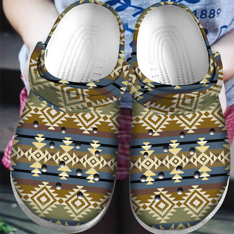 GB-NAT00750 Pattern Native American  Crocs Clogs Shoes