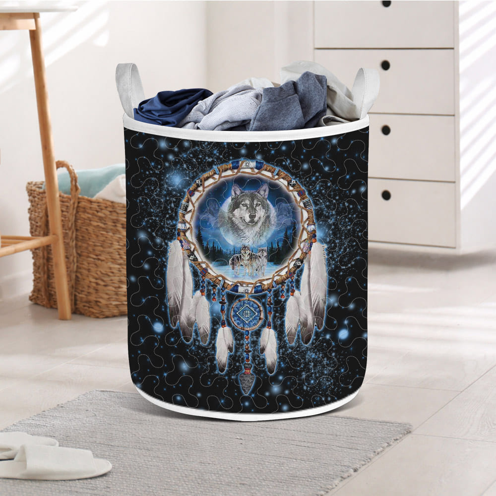 GB-NAT00010 Wolf Dreamcatcher Native American Quilted Laundry Basket