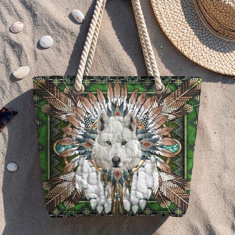 GB-NAT00639 Wolf Feather Native American Quilted Beach Bag