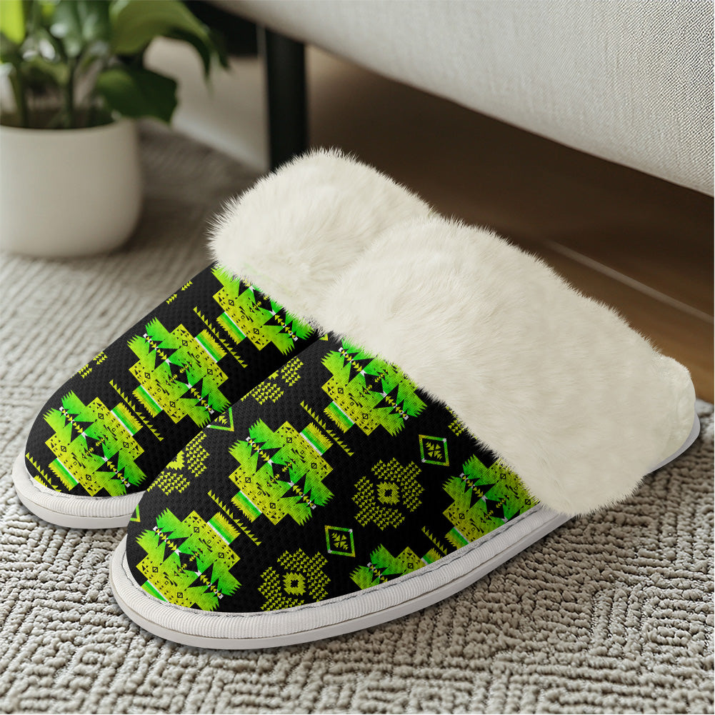 GB-NAT00720-07  Pattern Green Native American Slippers With Fur Edges