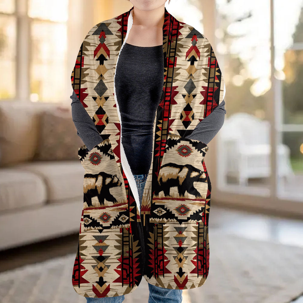 GB-NAT00900 Bear Native American Fleece Pocket Scarf