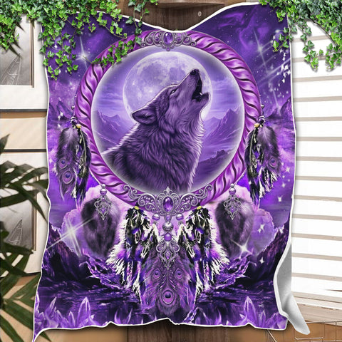 GB-NAT00908v5 Dreamcatcher Wolf Native American Fleece Blanket