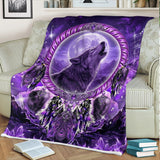GB-NAT00908v5 Dreamcatcher Wolf Native American Fleece Blanket