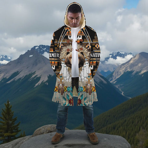 HD251117M06 Bear Chief Native American Cloak