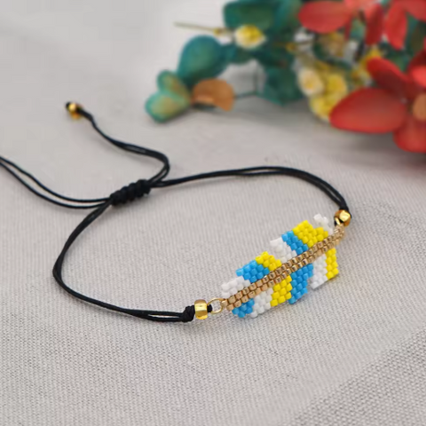 Leaf Feather Seed Beads Native American Bracelet