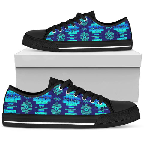 GB-NAT00720-12  Pattern Native American Low Top Canvas Shoe