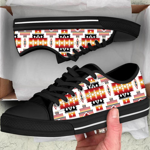 GB-NAT00075 White Tribes Pattern Native American Low Top Canvas Shoe