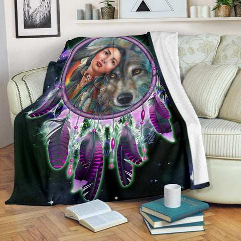 Powwow Store gb nat00394 native girl wolf blanket