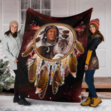 Powwow Store gb nat00393 chief animals red galaxy blanket